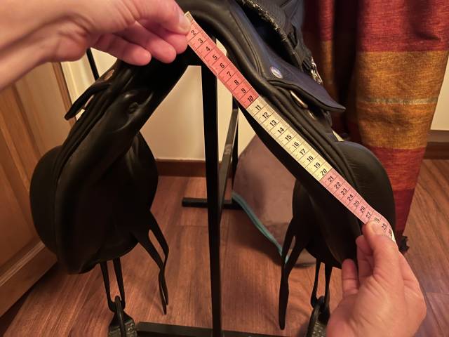  Selle dressage Forestier Ilium 17.5