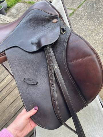 Selle Éric Thomas modèle Kevin 17”