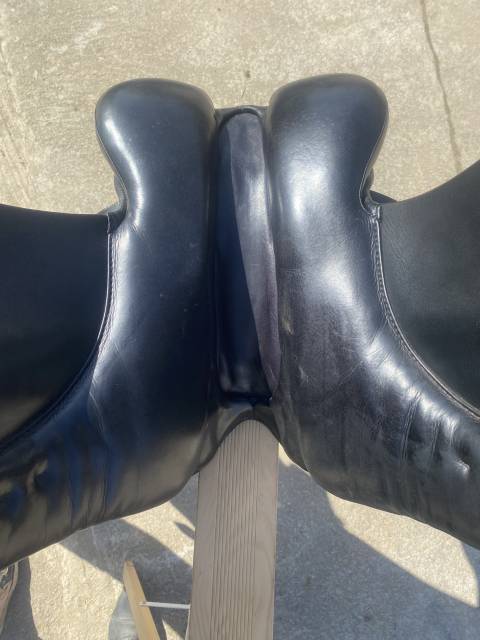 Selle de dressage. Passier