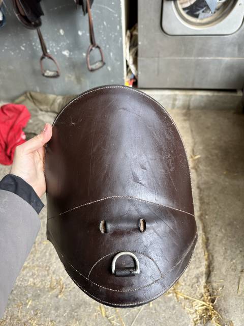 Selle Équipe Carbon