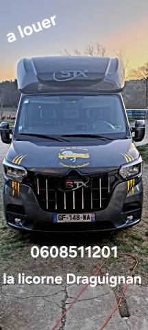 location vl et van 1.5  pour transport de chevaux 83