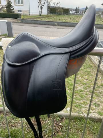 Selle de dressage Childeric