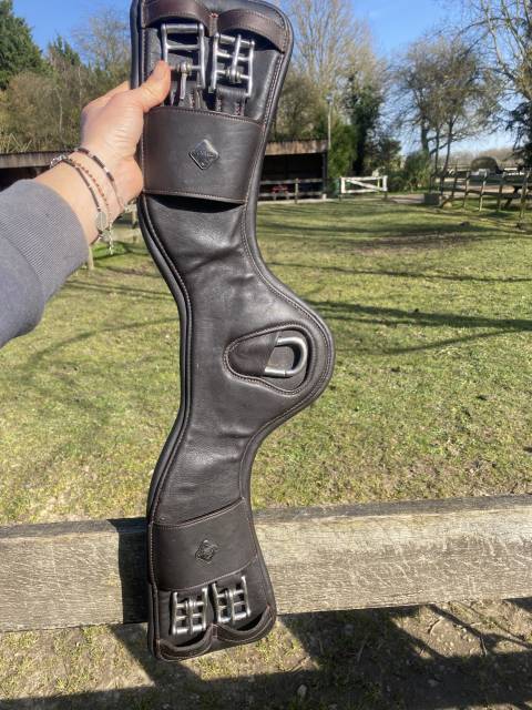 Selle dressage butet 17