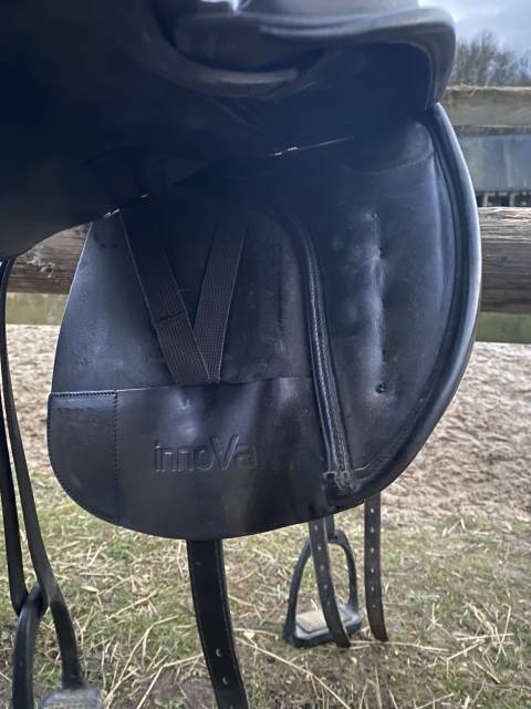 Selle de dressage Bates 