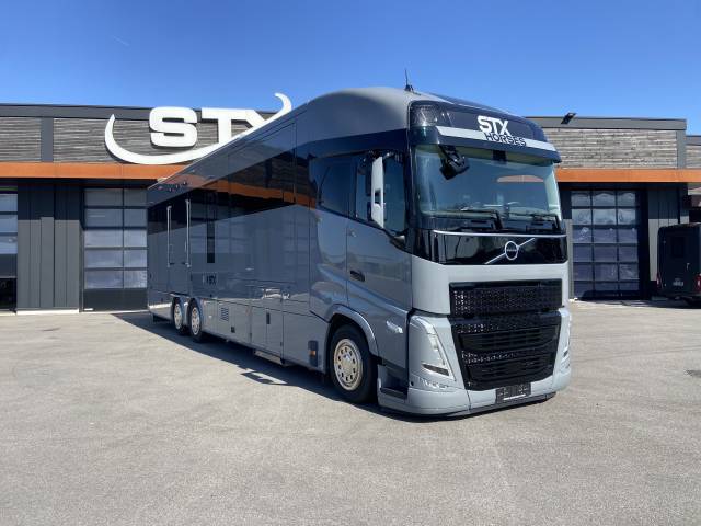 STX 26/540 - Volvo - 5 chevaux 
