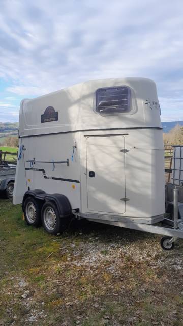 VAN THIEL 1.5 PLACES AVEC SELLERIE