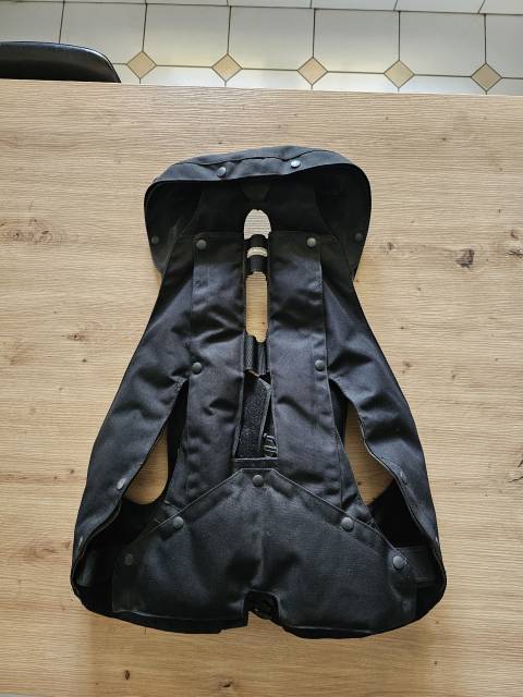 Airbag Hit-air Taille M noir en parfait &eacute;tat + cartouch