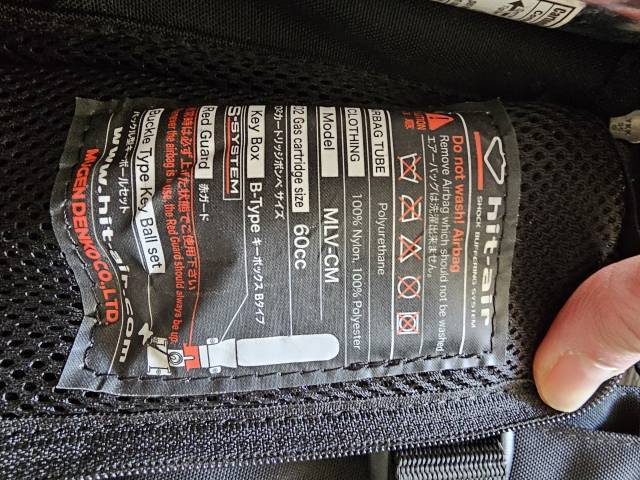 Airbag Hit-air Taille M noir en parfait &eacute;tat + cartouch