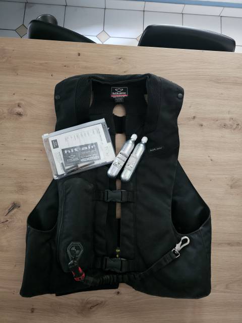 Airbag Hit-air Taille M noir en parfait &eacute;tat + cartouch