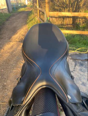 SELLE MONOQUARTIER EQUIPE EXPRESSION