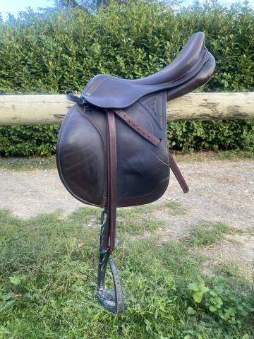 Selle Prestige modèle New Versailles doublé veau 2015