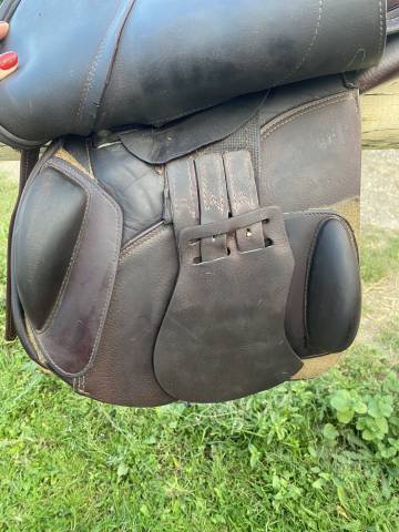 Selle Prestige modèle New Versailles doublé veau 2015