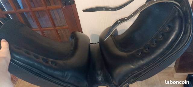 Selle Zaldi royale police doma 17"5