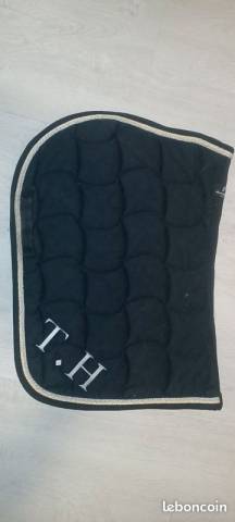 tapis noir