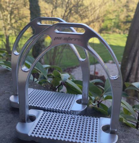 Étriers Jin stirrup argent