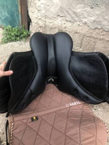 vend selle Fouganza  tres bon état