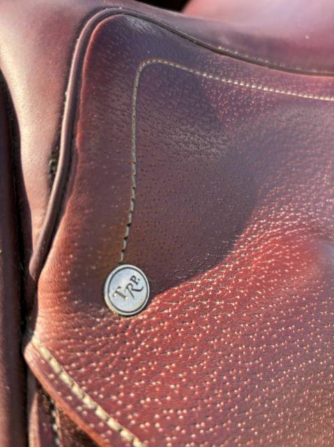 Selle monoquartier Platinium modèle lucyfer 