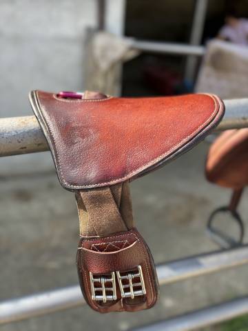 Selle monoquartier Platinium modèle lucyfer 