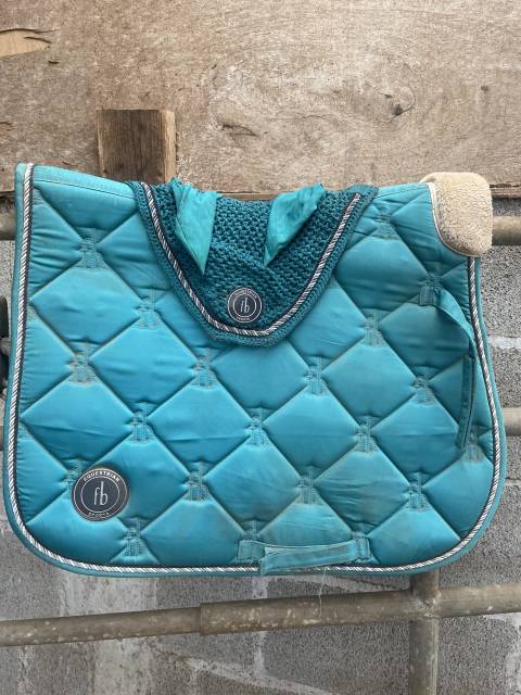 Ensemble tapis bonnet Félix buhler bleu 