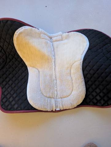 Tapis de selle Norton Bordeaux