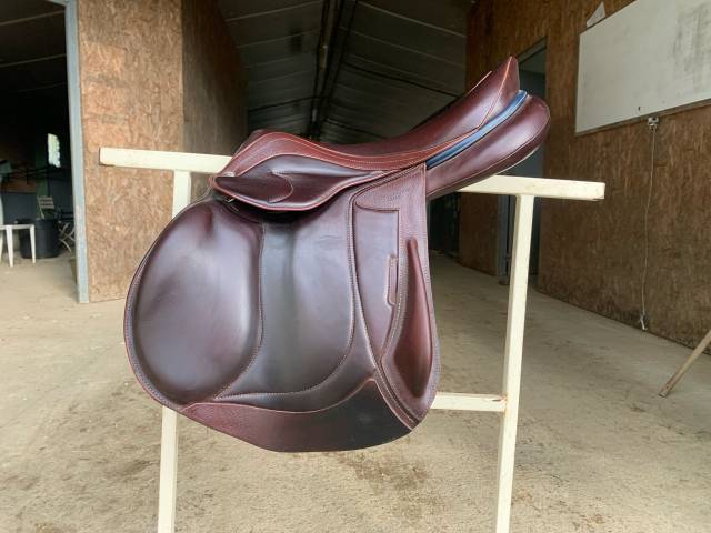 Selle devoucoux enara