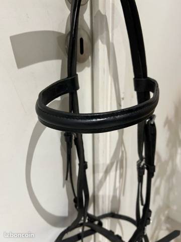 Filet taille cheval en cuir noir 