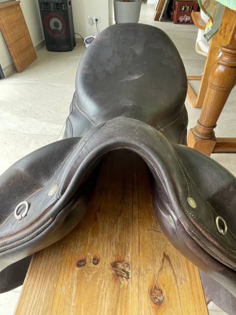 Vends selle dressage devaucoux 