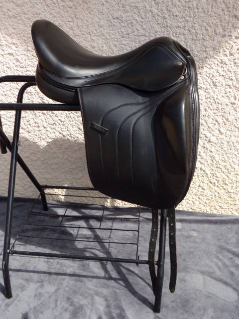 Selle Dressage Antares 18'
