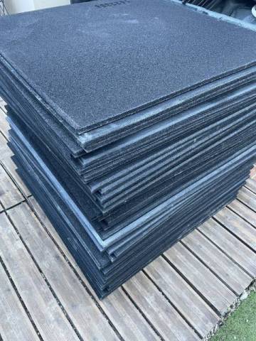Dalles plaques tapis en caoutchouc amortissantes anti d