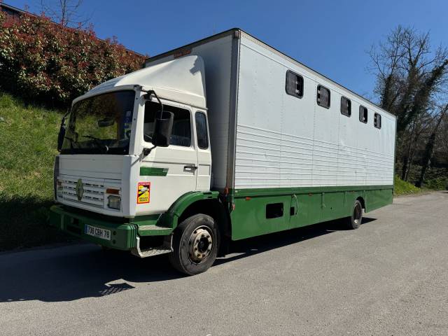 PL RENAULT M200 - 10 CHEVAUX - PONT ARRIERE 