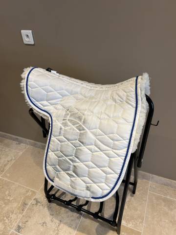 Tapis de selle laine de mouton