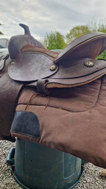 Selle western monte américaine