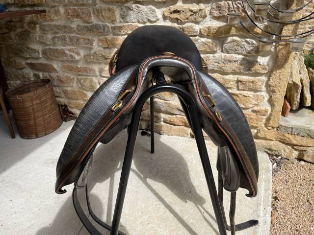 Vend selle Gaston Mercier