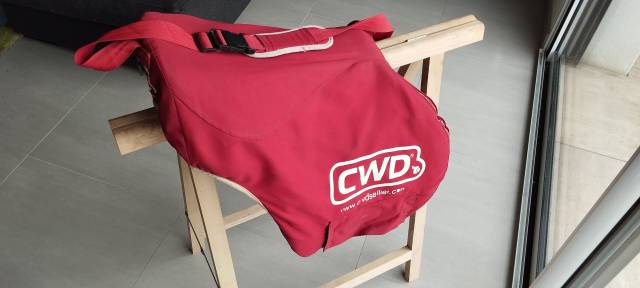 Selle CWD 18'' de 2016, peu utilisée et bien entretenue