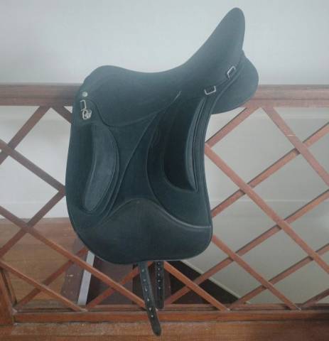 Selle Wintec Pro endurance 17"