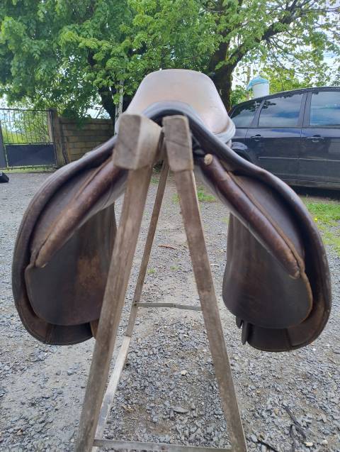 Selle en cuir marron Zaldi