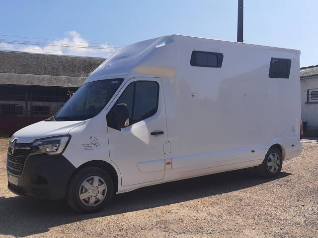 Renault Master III 