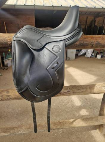 Selle Antares à vendre