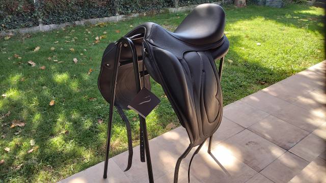 Selle dressage Antar&egrave;s cadence 