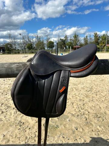 Vente selle Boekelo 17,5 Mono quartier très bon état 