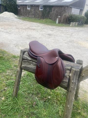 Selle CWD 2024 siège 17,5