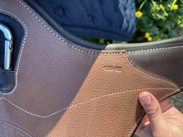 Selle Forestier 2024 17,5“ + sangles 