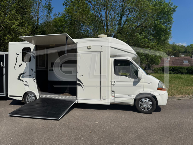 RENAULT MASTER - HOME CAR - 2006 - LES VANS ACR