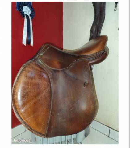 Selle Antarès – 17'' - Bon état 
