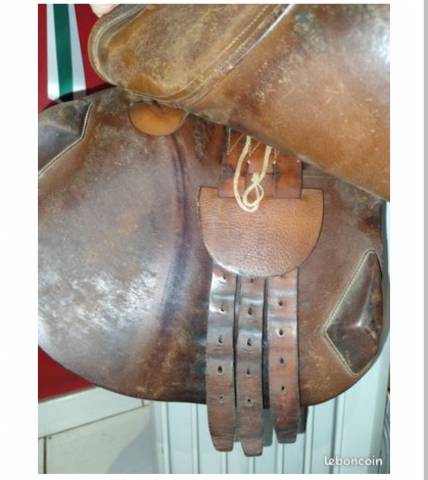 Selle Antarès – 17'' - Bon état 