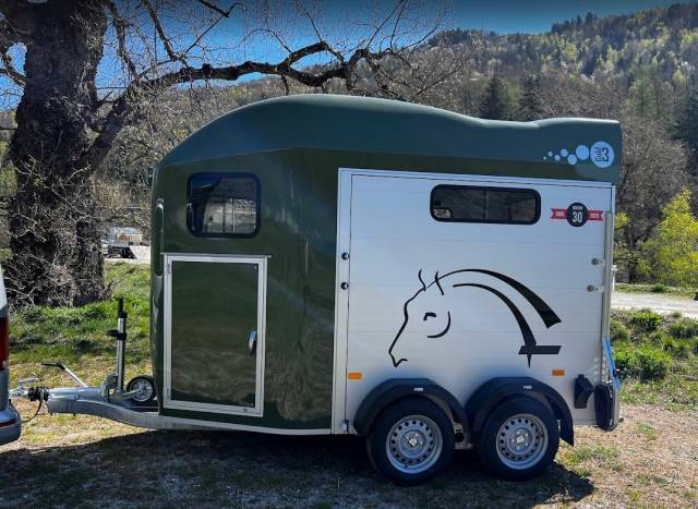 Location van 2 chevaux Bourg-Saint-Maurice