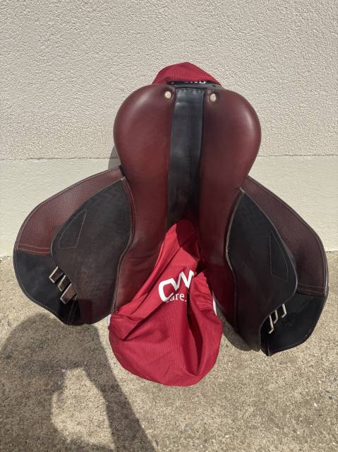 Selle CWD 2GS taille 17