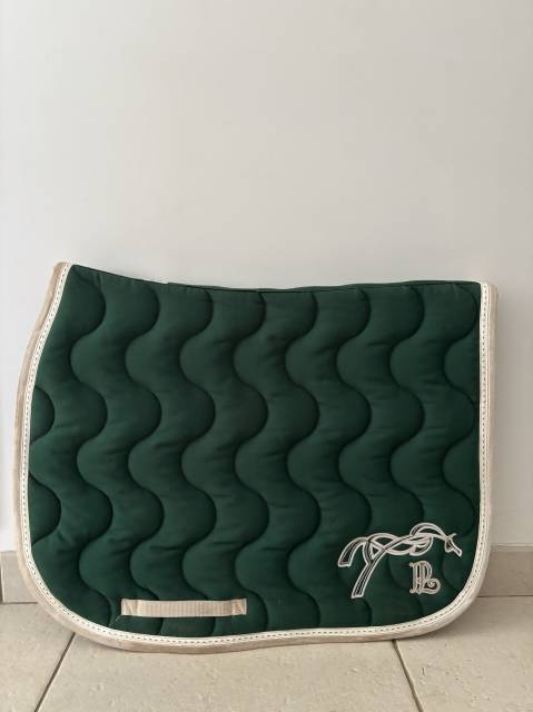 Tapis Pénélope vert et blanc 