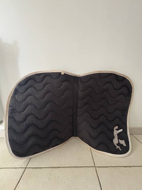 Tapis Pénélope vert et blanc 