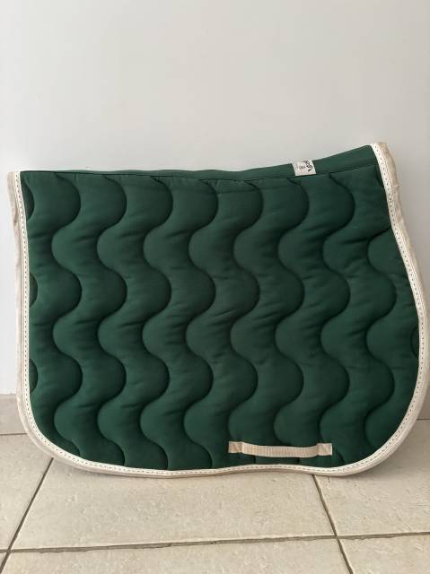 Tapis Pénélope vert et blanc 